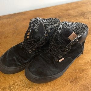 Vans Sk8 Hi MTE Black Suede